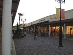 sanda_outlet2.jpg